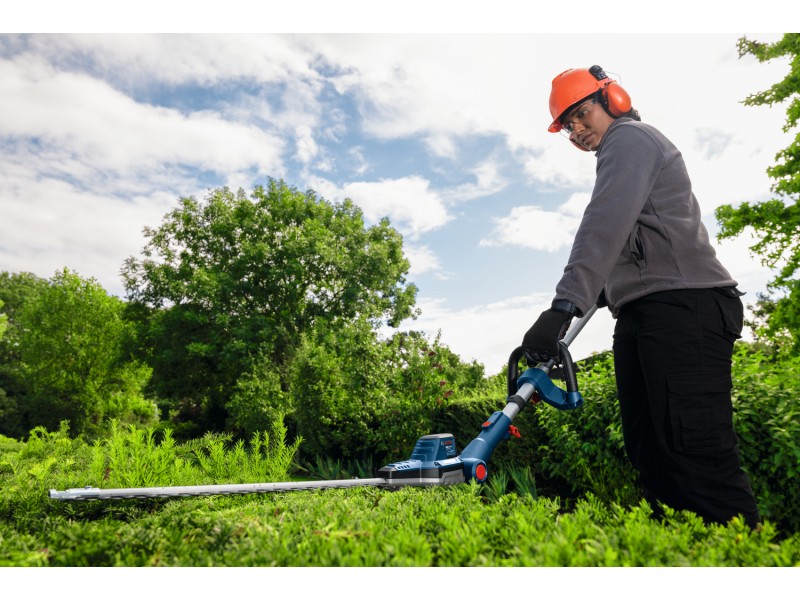 Akumulatorske škarje za živo mejo Bosch PRO GHE18V-50FP, 06008D5100